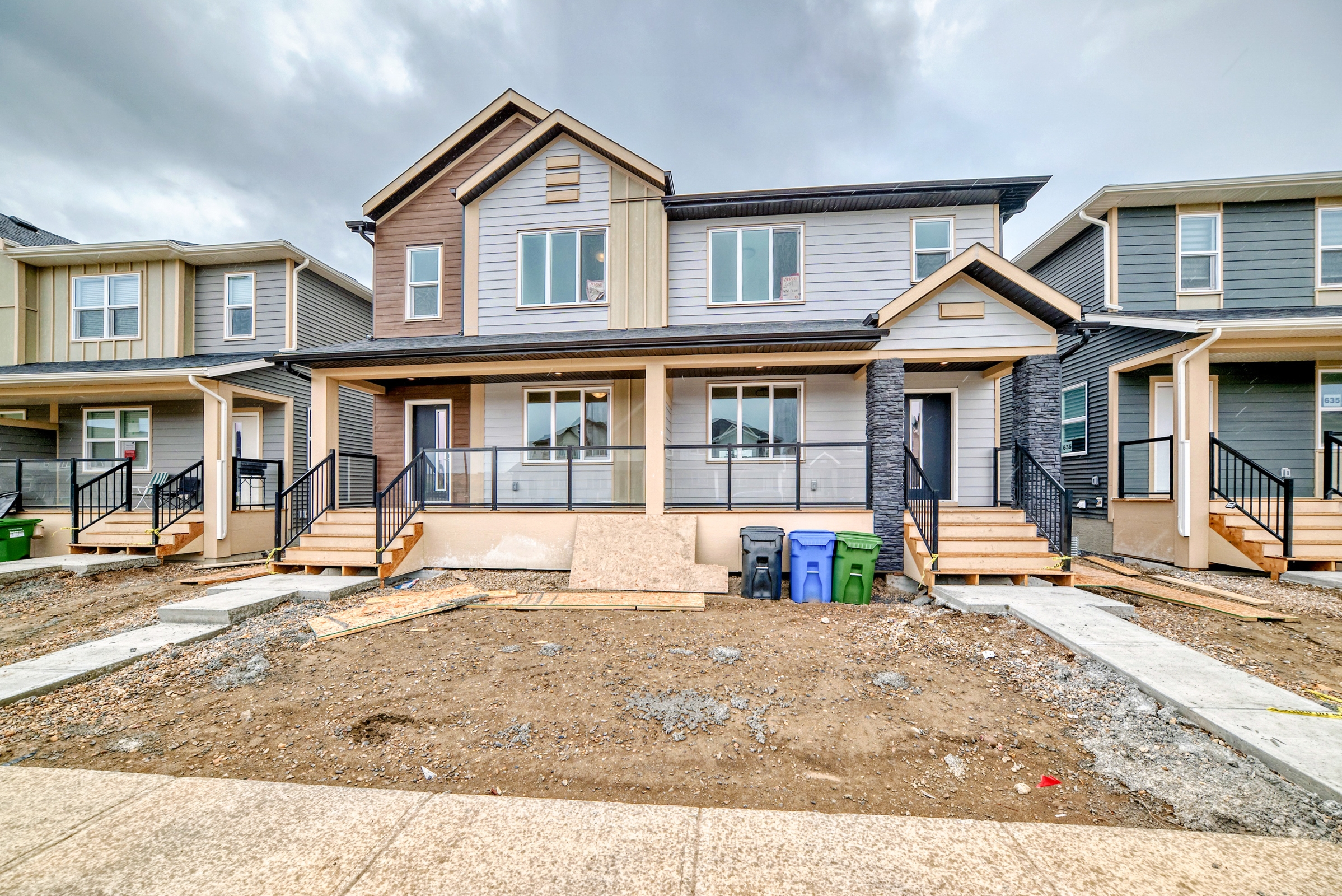 643 Wolf Willow Boulevard SE - B